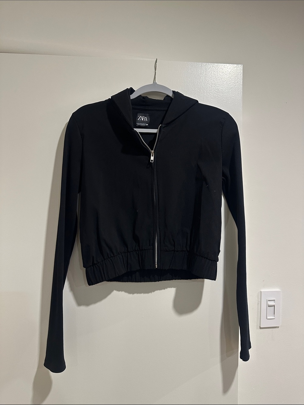 Zara Black Cropped Zip Hoodie
